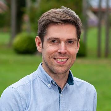 Fundraiser Chris Verney received a new professional development grant from the Masonic Charitable Foundation.