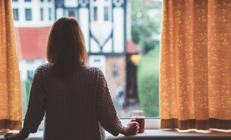 When her Mum was diagnosed with cancer, Nikki had to balance working with being an unpaid carer, experiencing varying levels of support from her employer along the way.