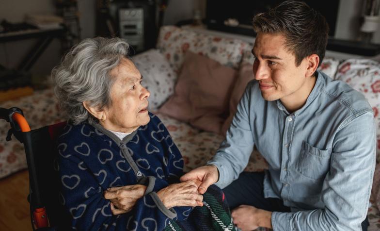 Hospice UK’s Compassionate Employers team explore the definition of a sandwich carer, and give you guidance on what to do if you think that you might be an informal carer.