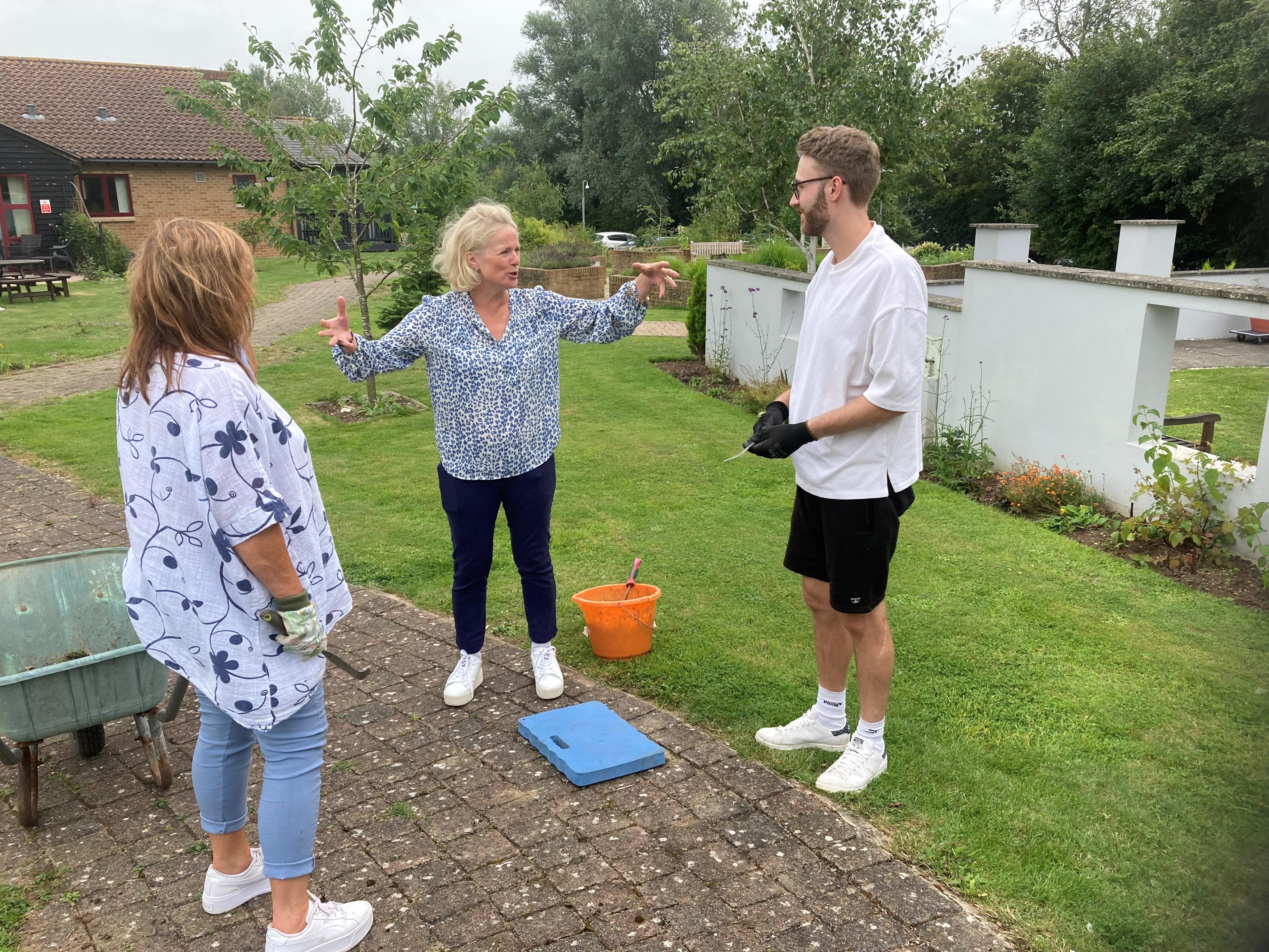 Vicky Ford MP at Farleigh Hospice