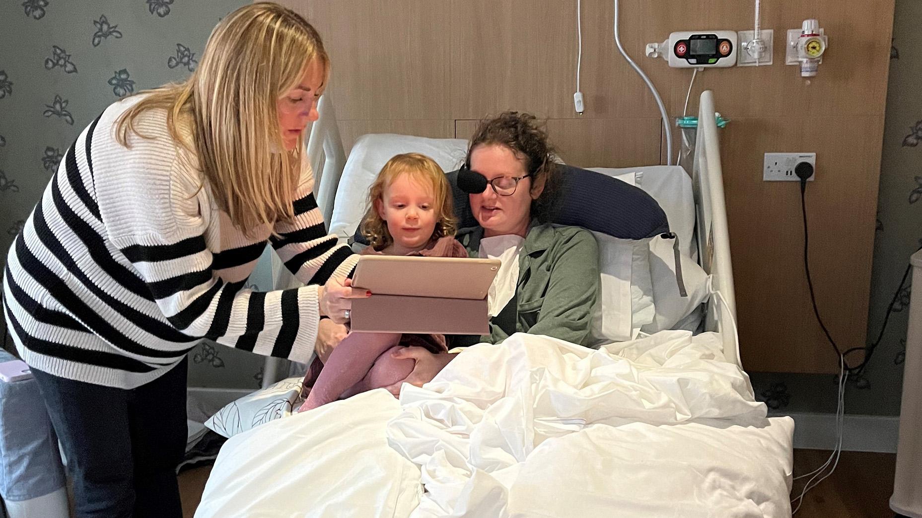 Alice with her sister and niece