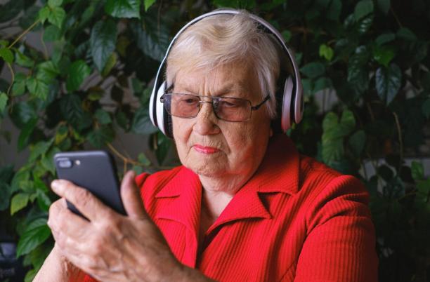 St Wilfrid’s Hospice developed an online breathlessness management tool with funding from St James’ Place Charitable Foundation. 