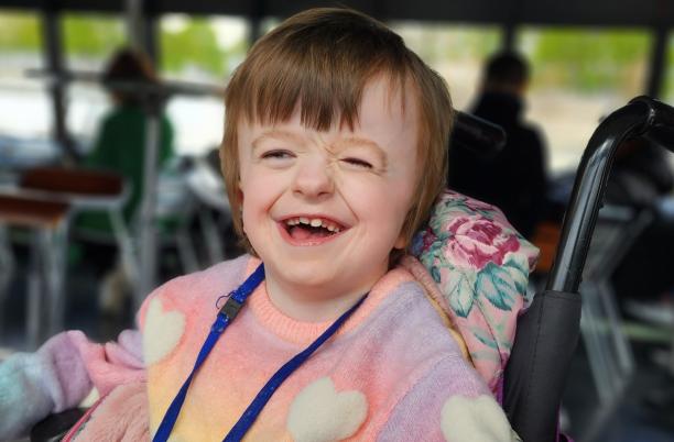 Little Isla lives with a diagnosis of Gorlin Syndrome and has undergone years of treatment. Her mum, Gemma, tells us how ellenor Hospice make an unbelievable difference to family life.