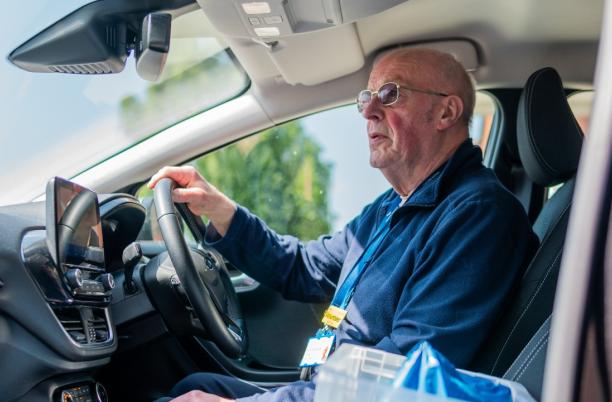 How Ardgowan Hospice provides a transport service to help patients attend hospital appointments.
