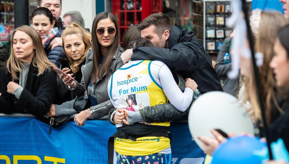Hospice uk cancer runner